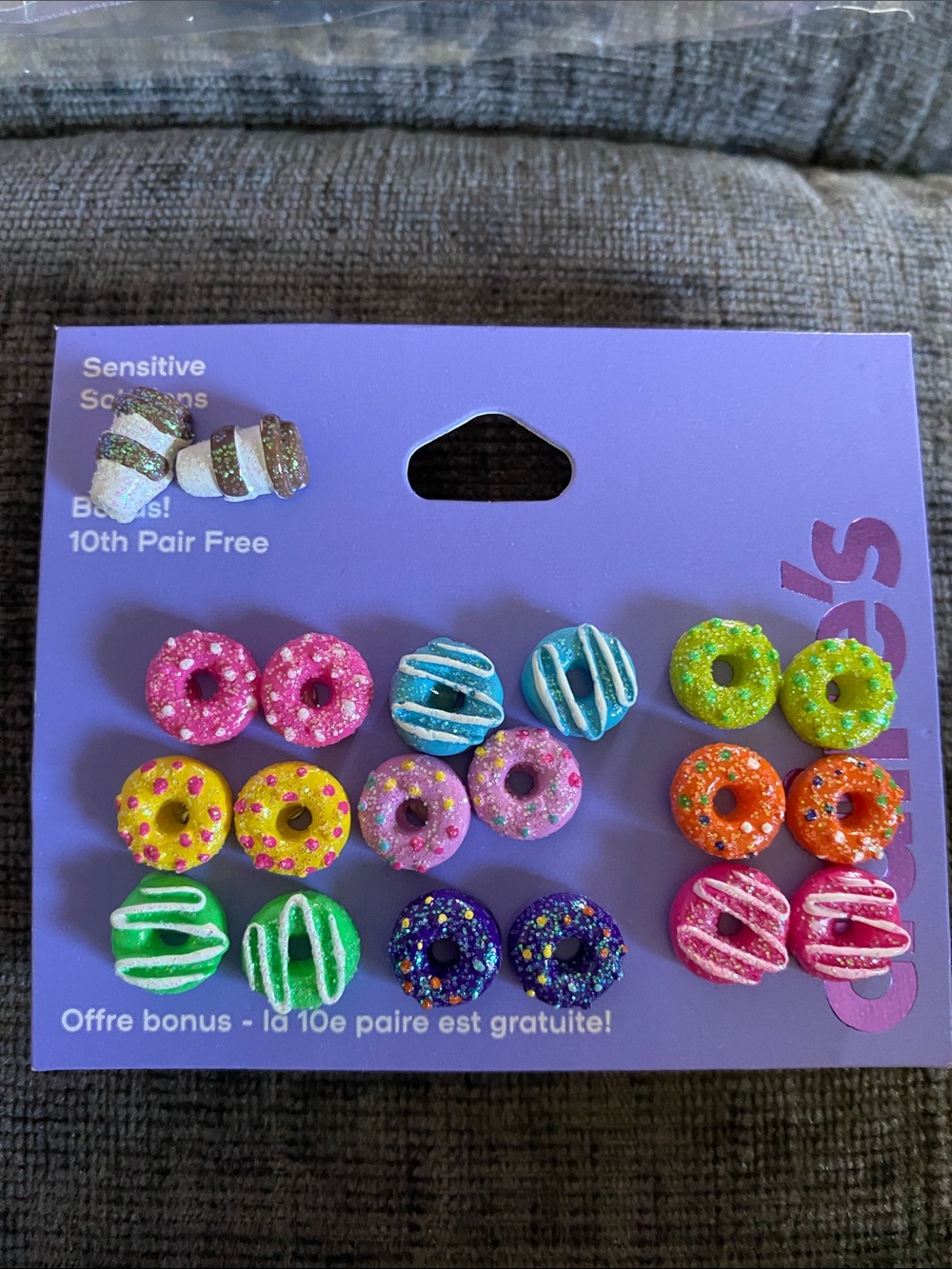 NWT Colorful Mini Donut earrings- Assorted Colors 🍩🍩